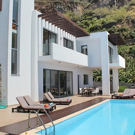 Extravagant Calheta The Designhouse 4 Bedrooms Stunning Sea Views Villa *