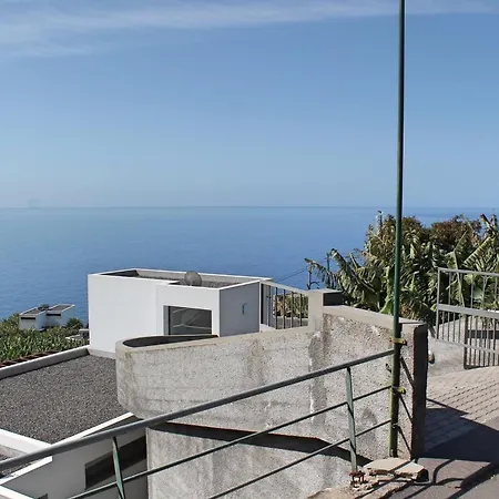 Extravagant Calheta The Designhouse 4 Bedrooms Stunning Sea Views Contemporary Build Βίλα Arco da Calheta (Madeira)
