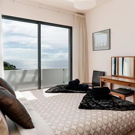 Βίλα Extravagant Calheta The Designhouse 4 Bedrooms Stunning Sea Views Contemporary Build Arco da Calheta (Madeira)