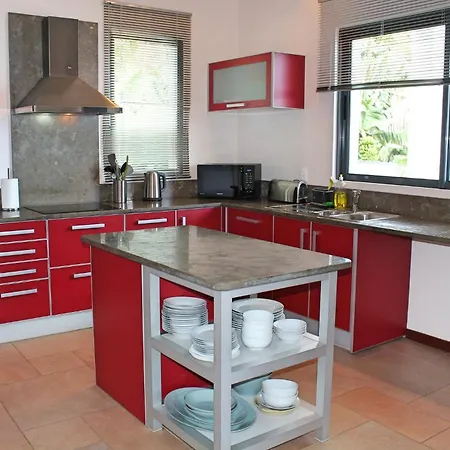 Extravagant Calheta The Designhouse 4 Bedrooms Stunning Sea Views Arco da Calheta (Madeira)