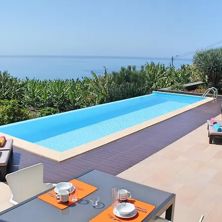Extravagant Calheta The Designhouse 4 Bedrooms Stunning Sea Views Contemporary Build * Arco da Calheta (Madeira)