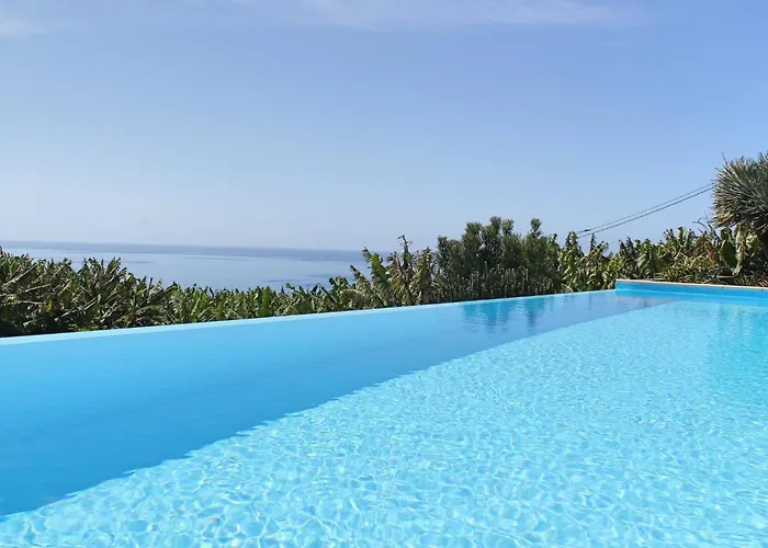 Extravagant Calheta The Designhouse 4 Bedrooms Stunning Sea Views ארקו דה קלחטה